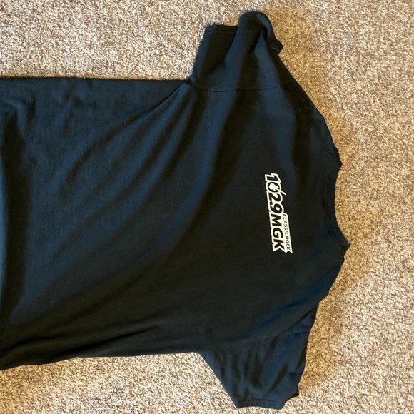 Vintage 102.9 WMGK Classic Rock Radio Tee - Picture 2 of 4
